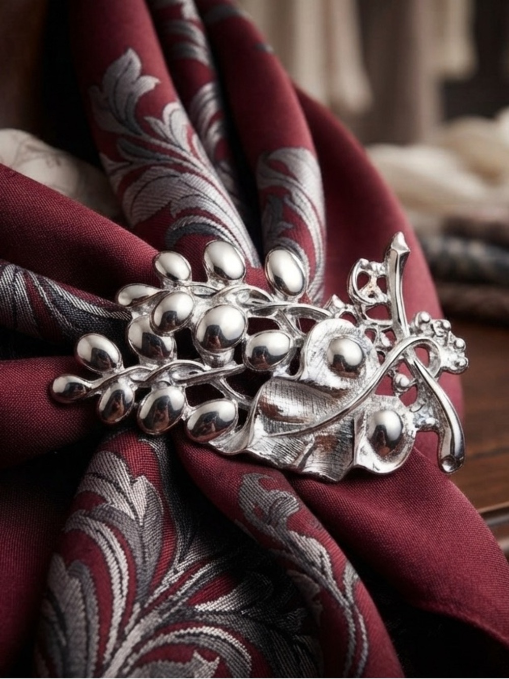 Vintage 1960's Modernist Silver Tone Grape Cluster Leaf Jewelry Brooch Pin